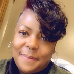 Meet your Posher, Thomasine